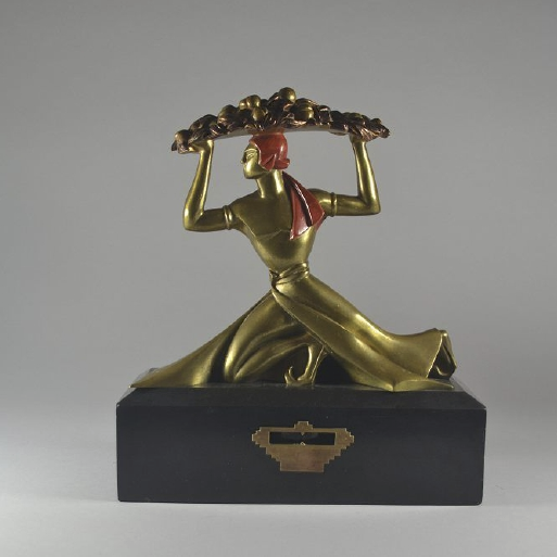 Art Deco Bronze „Tänzerin”